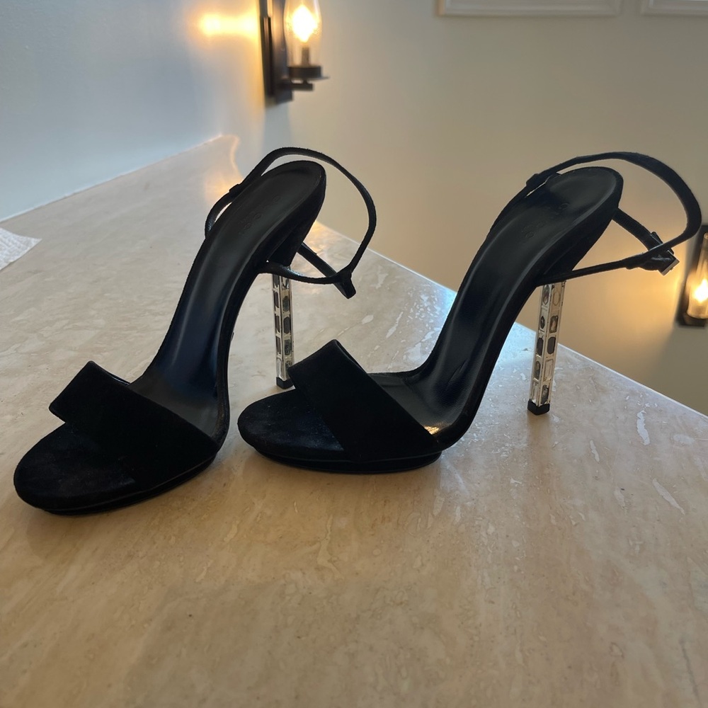Women’s Gucci Sandals Size 36 1/2